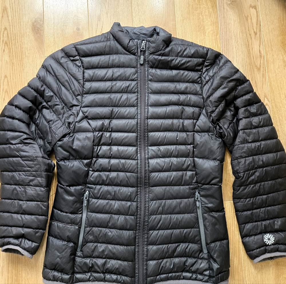 ICEWEAR AUTHENTIC Icelandic Women's Lightweight Down Filled Black Puffer Jacket